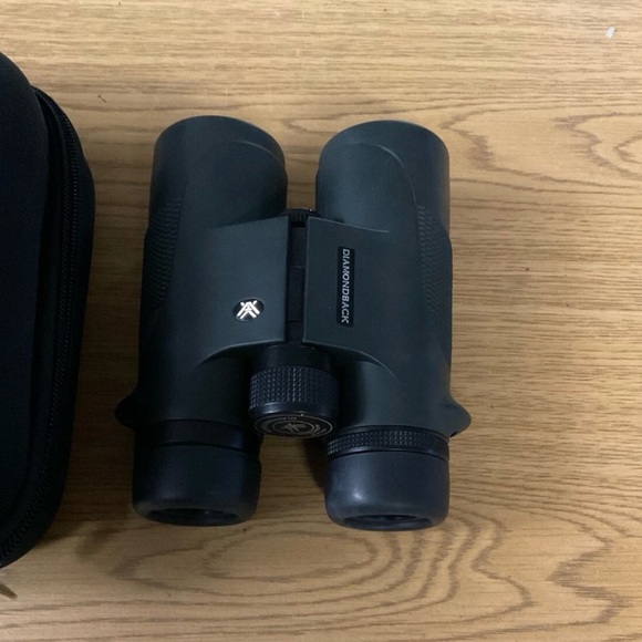 Vortex diamondback HD 10 x 42 binoculars - Picture 5 of 6